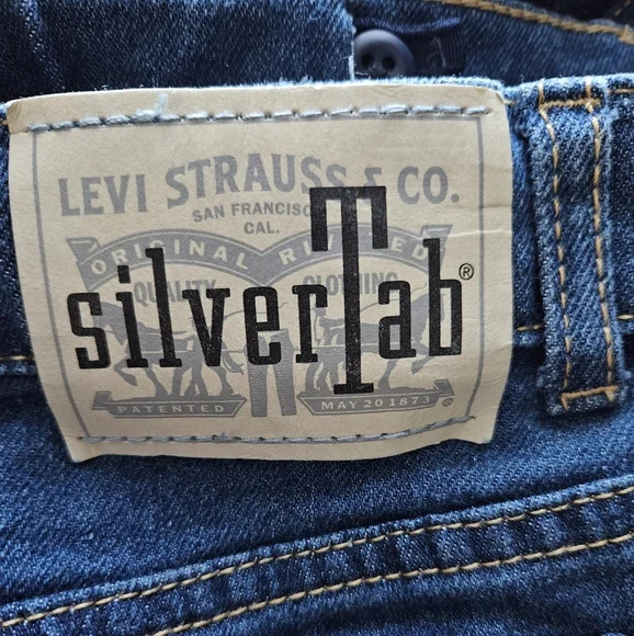 Levi's Silvertab Mini Mom Tapered Slim Jeans 26 - Picture 10 of 10
